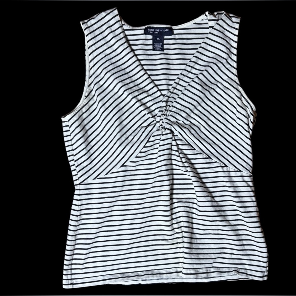 Jones New York Black & White Striped Twist-Front Tank